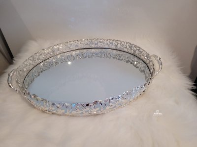 TRAY oval 37x50 CM made from glasses and metal materials