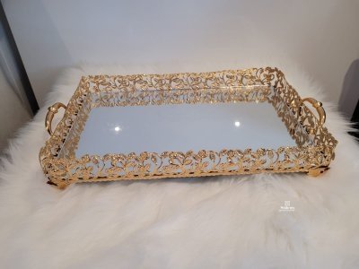 Tray Rectangular 29x27 CM made from metal and glasses