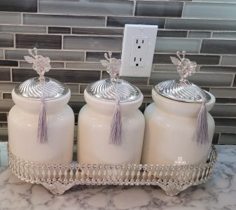 Procelain 3 set jars 28x38 CM 